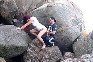 fucking that redhead right in the middle of the rocks 😏