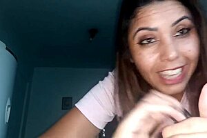 Latina Actress Sarah Rosa Disapproves Of Horny Men In Reality Vlog