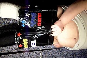 Bball 9000 features arab players in an exciting basketball match.