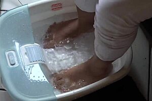 Relaxing Asian Foot Bath Experience