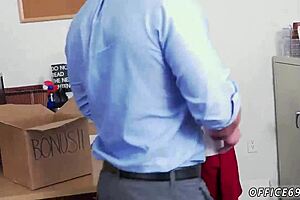 Boy in gay sex videos earns that bonus 😏