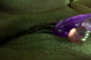 my pritty pusy pt 1. i us dildo n toys on it.