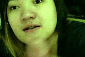 My Asian Girlfriend Sucks My Dick with Bold Intensity