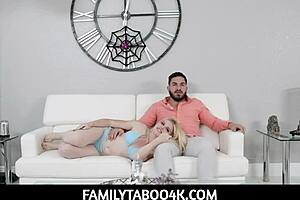 hey, wanna see this horny blonde teen nikki sweet bang her stepbrother in bed? 😜