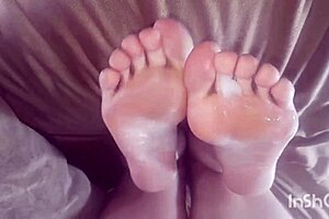 Ganhei Footjob Da Cam Girl Paolla Mille