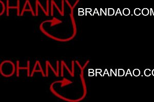 i'm tamires rosa, pissin on this guy's mouth n face