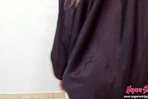 Vampirinha Gives Detailed Blowjob With Guided Jerk Off Instructions