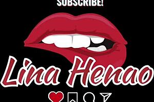 Horny Amateur Squirts, Sucks Cock, Then Provokes Photographer for Intense Doggystyle Fucking