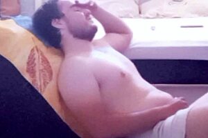 she says, i'm a blonde friend looking for sex with oral and cock