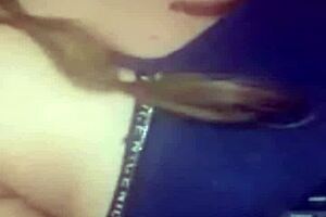 Latina teen explores online sex chats with Colombian amateurs