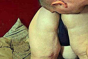 pregnant milf showing off her big ass and tits 😍