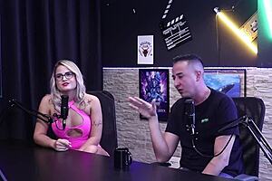 girlfriend gives ass in motel group scene