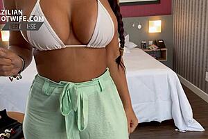 watch me insert this plug before meeting those two horny bachelors?