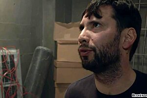 Hey, rebel ties up that sexy agent and fucks her rough! 😈🔗