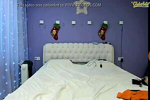 Bigtits Curvy Babe Masturbating With Dildo