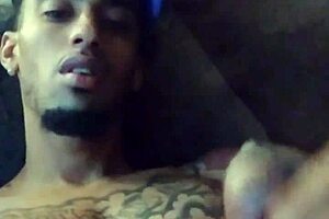 Tattooed Girl Masturbates Intensely