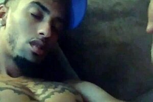 Tattooed Girl Masturbates Intensely