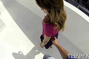 babe courtney loxx engulfing that cock for cash, sloppy and rough