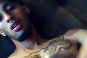 Tattooed Girl Masturbates Intensely