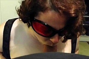 Chunky milf sucking cock in homemade sex tape