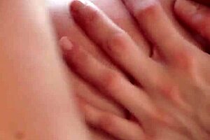 European beauty enjoys classy amateur scene