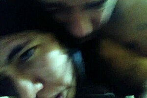 Amateur Crossdresser Enjoys Pleasant Encounter With Bluezao