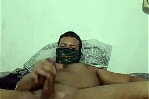 i'm masturbatin for a long tyme in this second part