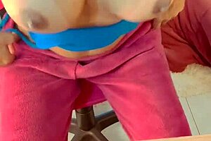 Sophia Leone and Aubry Babcock share hijab sex in hardcore threesome blowjob session 😏