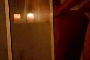 Tinder Date Explodes Into Shower Sex