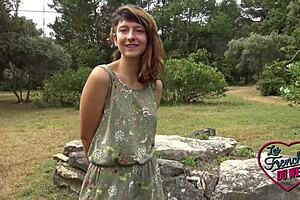 Melany Baise Avec Un Mec Tbm