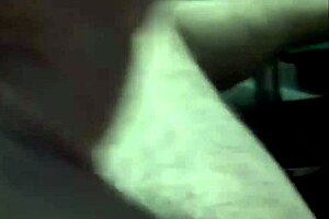 curvy mama makes him cum on her big beautifull boobs in dis homemade vid