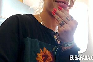 Lolah vibe cumming in doggystyle outdoor masturbation with milf amateur