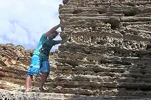 german amateur teen 18+ tries anal for the first time in public