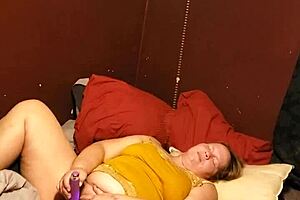 A woman feels horny while fertile and receives a creampie from her maledom partner. She enjoys the intense pleasure.