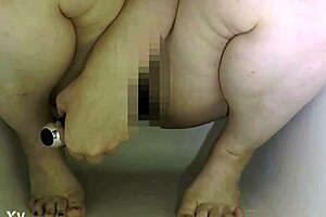 asian girl masturbates pussy in self-shot video