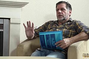 Hardcore pussy fucking and sucking in old vs young threesome.