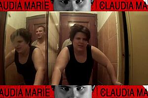 horny with bf at home, sucking his cock in entry 😏