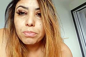 Sarah Rosa's Kitchen Voyeur Moments Stir Deep Emotions