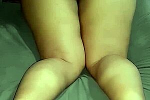 de brucinho no cuzinho completo no red, latina wife takes anal creampie