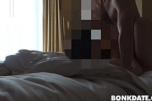 Shy Amateur Couple Fucking And Riding In Homemade Sex Tape