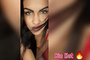 Bia Hot Morena Safada Pleasures Herself With Toy Part 1