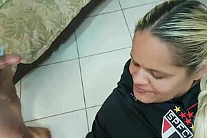 Carnaval 2020: Safada Paty Shows Big Ass With Velhinho Sandro Lima. Fun And Teasing Moments.