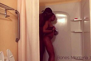 Wet Pussy Dripping In Shower!