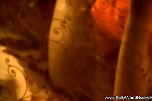 Indian Milf Performs Exotic Moves