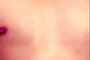 Gay Vietnamese show with blowjob and handjob live on Blued 😏