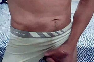 Soldadogoza’s Mirror Moment: A Surprising Release Caught on Glass