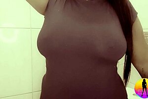 Athletic Latina Milf Fingers Her Ass In Forbidden Live Show