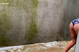 Essa Empregada Gostosa Veio Limpar Minha Casa Não Aguentei o Tesão