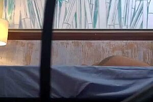 Amateurs enjoy multiple male orgasms 😏