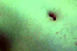 Is Himekawa Yuuna quivering with pleasure in this video?